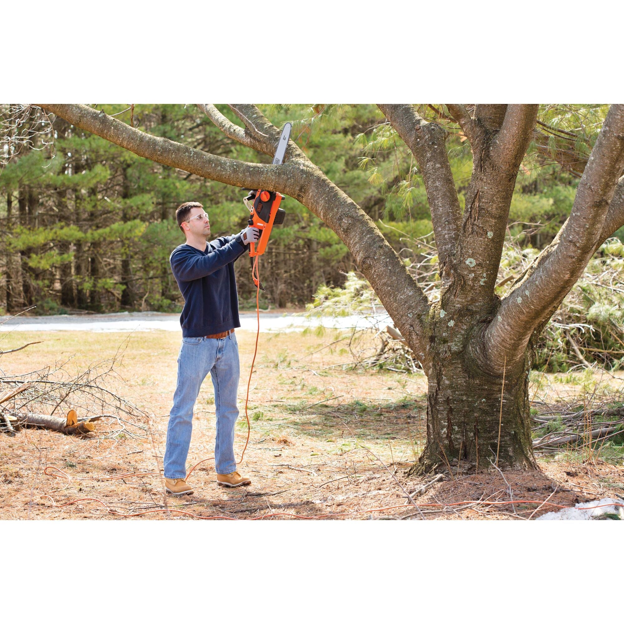 Corded Chainsaw 15A 18In - Image 2